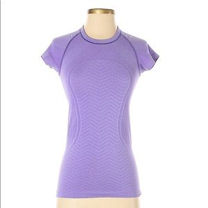 Lululemon Swiftly Shirt Size 4